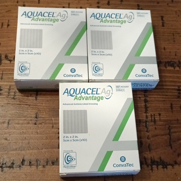 3 (10 Ct.)AQUACEL Ag Advantage 2”x2”  -Silver Infused wound Expired 2023 - Picture 1 of 3